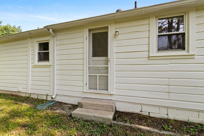 Building Photo - Super Cute 3 Bedroom in Fayetteville!