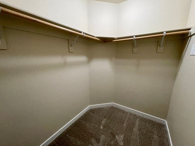 Building Photo - Privacy & Nature at Tonquin Woods: The Ultimate Villebois End-Unit