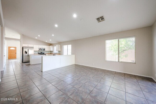 Building Photo - 8672 W Mauro Ln