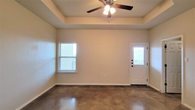 Building Photo - Luxury 3/2 Duplex in NBTX