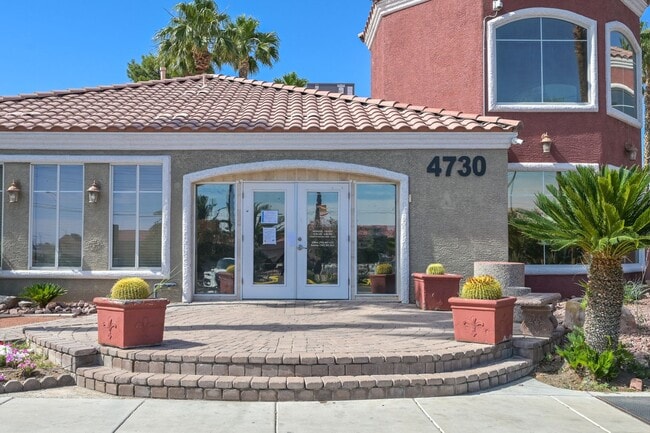 Building Photo - 4730 E Craig Rd