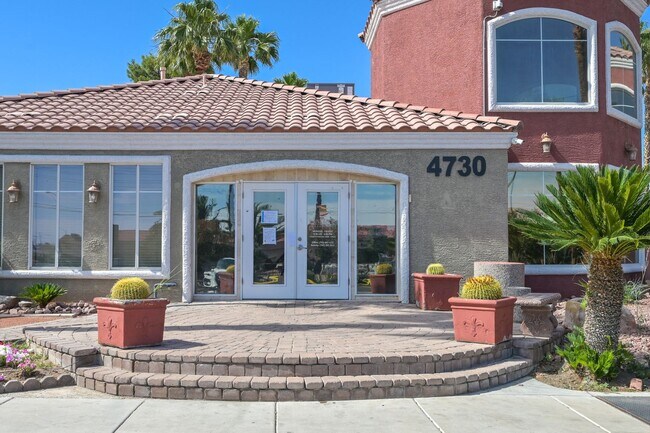 Building Photo - NE Near Nellis! Gated! Community Pool, Spa...