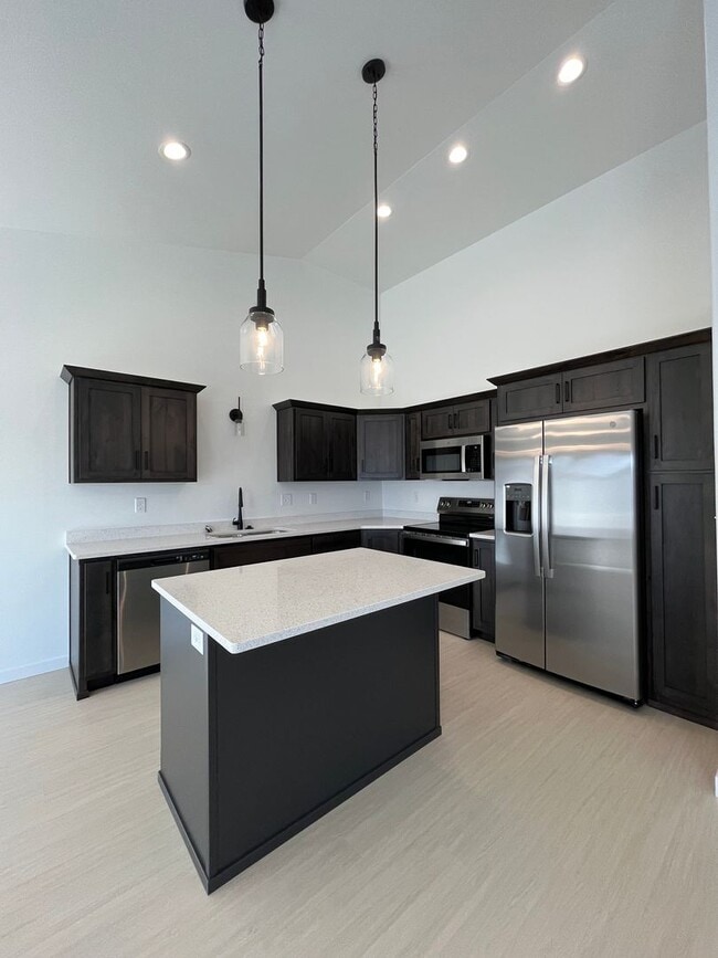 Building Photo - The Wilds Townhomes