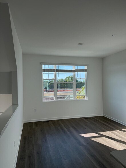 Building Photo - 2167 Yellowstone Blvd