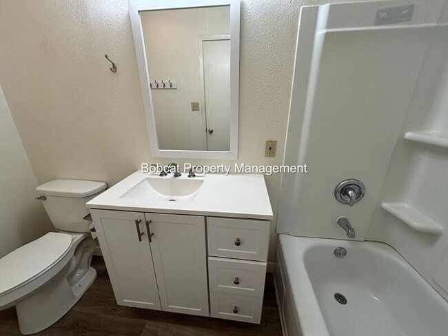 Building Photo - 34 Condor Cir