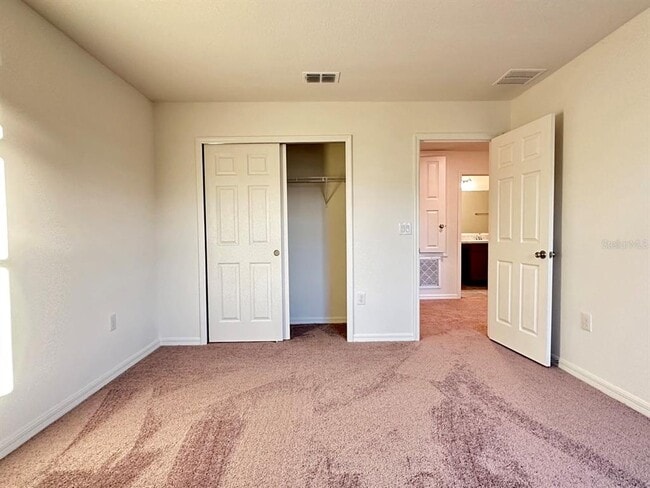 Building Photo - 2872 Sanctuary Dr