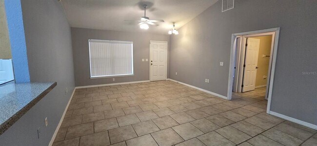 Building Photo - 11 Hemlock Court Pass