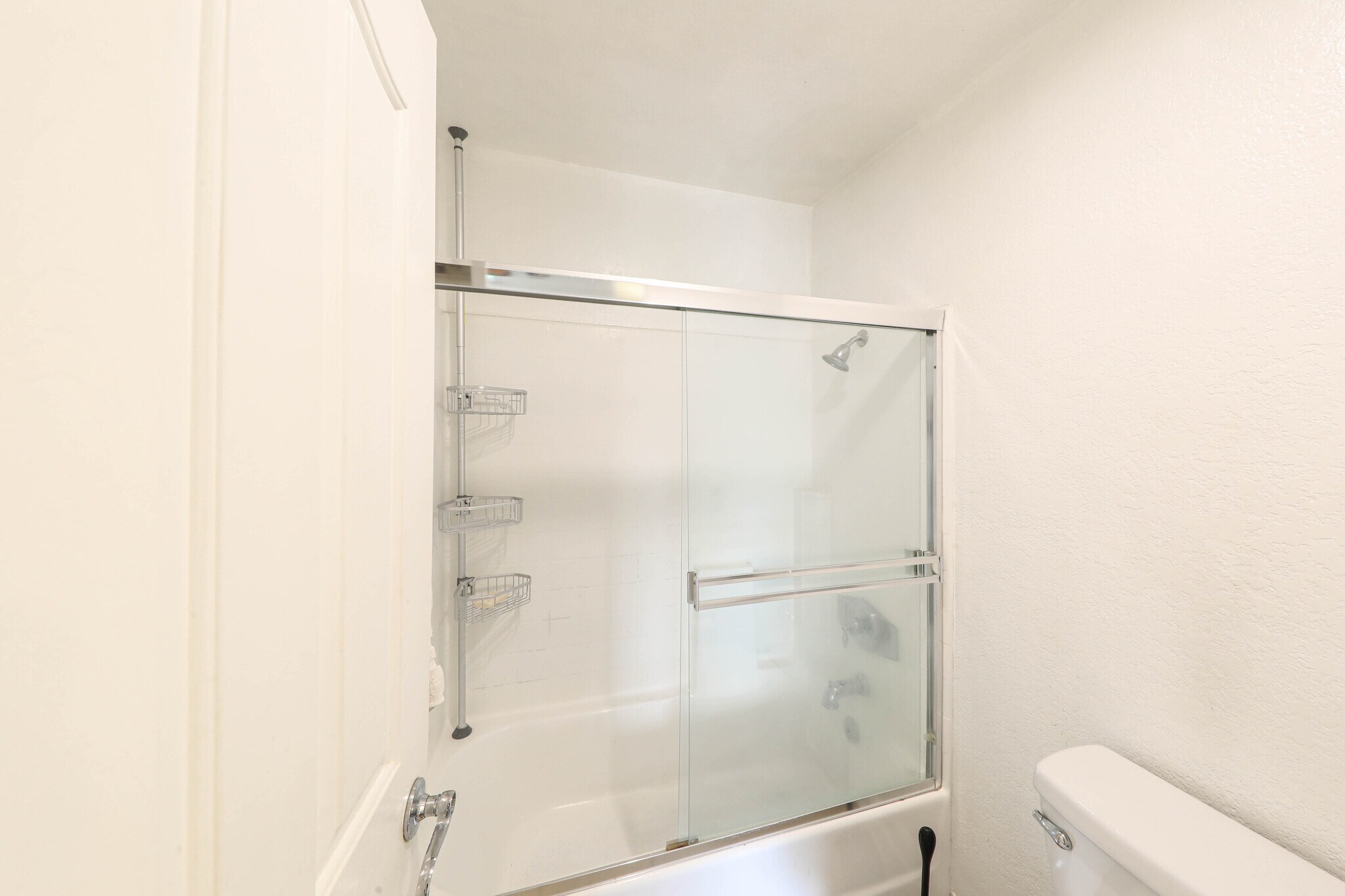 Master Bathroom - 25601 Indian Hill Ln