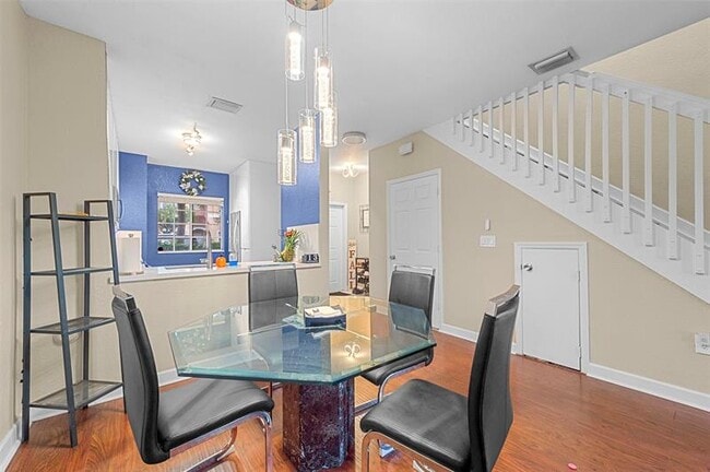 Building Photo - 5921 Riverside Ave