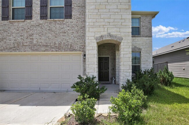 Building Photo - 234 Pine cavern dr