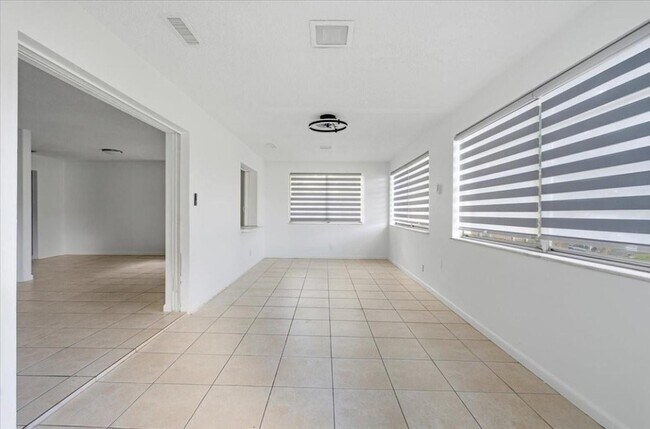 Building Photo - 10151 NW 35th St