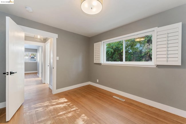 Building Photo - 23965 Mayville Dr