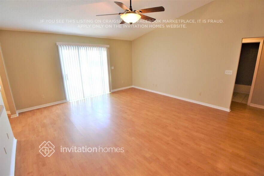 Building Photo - 769 Viscaya Blvd