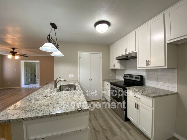 Building Photo - 2311 Kingsford Ct