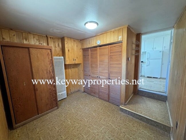 Building Photo - Classic 2 bed 1 bath home in NE ABQ