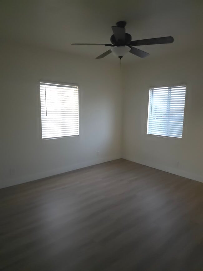 Building Photo - 2136 Del Amo Blvd