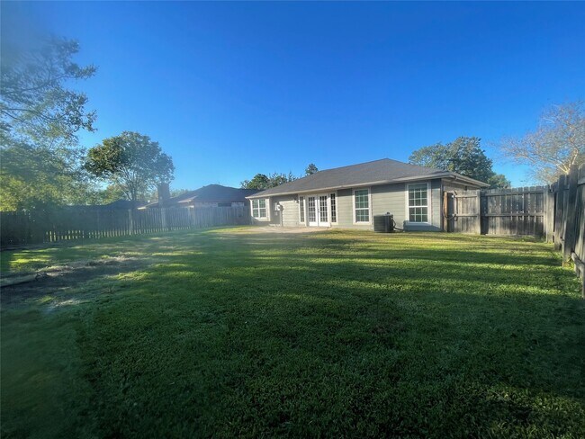 Building Photo - 9838 Golden Eagle St