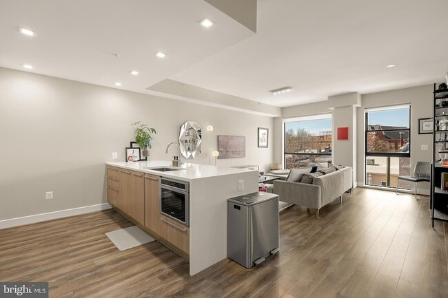 Building Photo - 1628 11th St NW