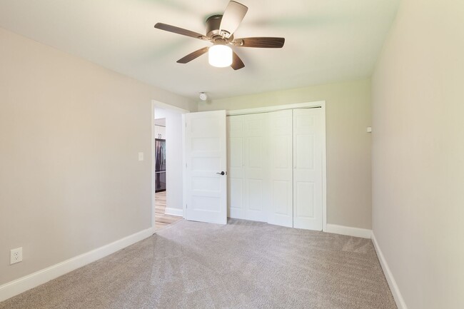Building Photo - Updated 3bd/2ba Ranch Blocks From Downtown...