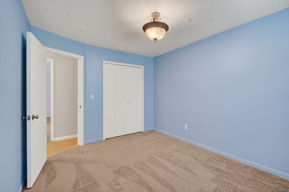 Building Photo - 10228 Nancys Blvd