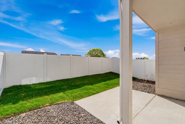 Building Photo - 4711 Highgarden Wy