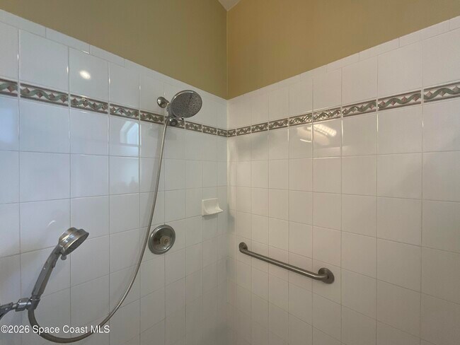 Building Photo - 1008 Wimbledon Dr