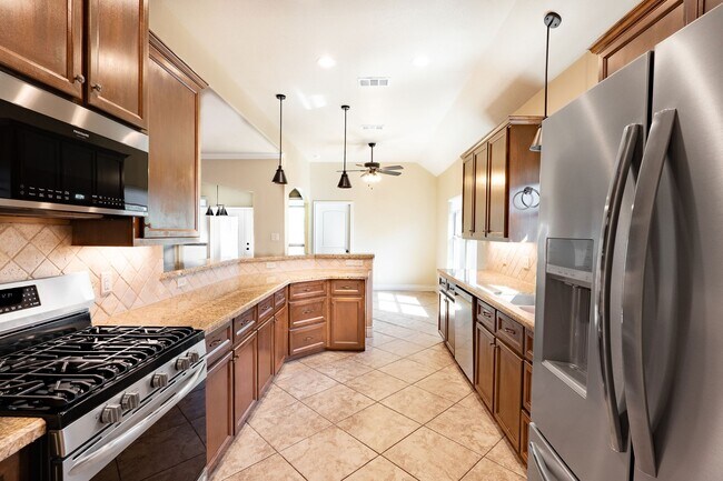 Building Photo - 4105 Muncaster Ln