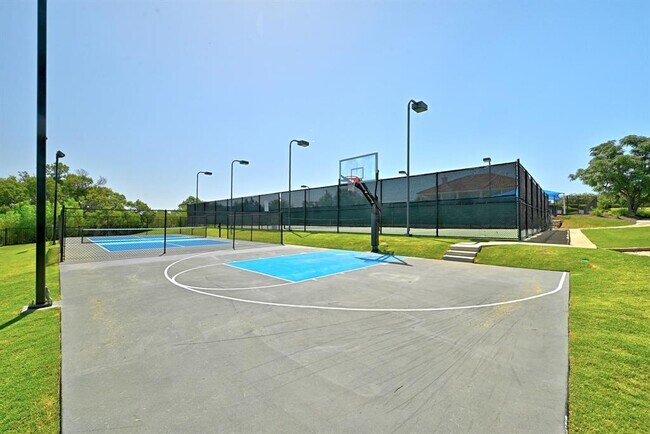 Building Photo - 201 Varco Dr