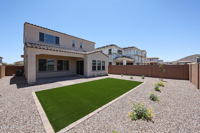 Building Photo - 7662 W Crabapple Dr