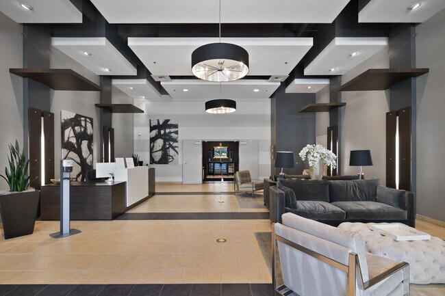 Building Photo - 253 Tenth Ave