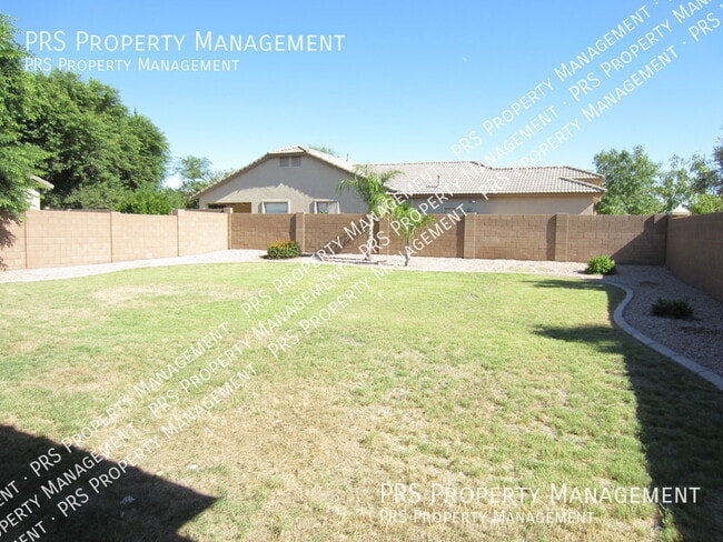 Building Photo - 4221 E Crest Ct