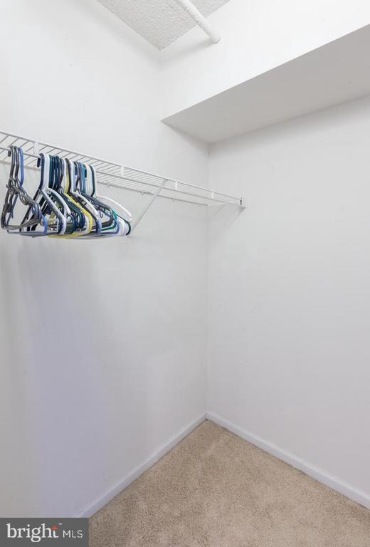 Building Photo - 1001 N Randolph St