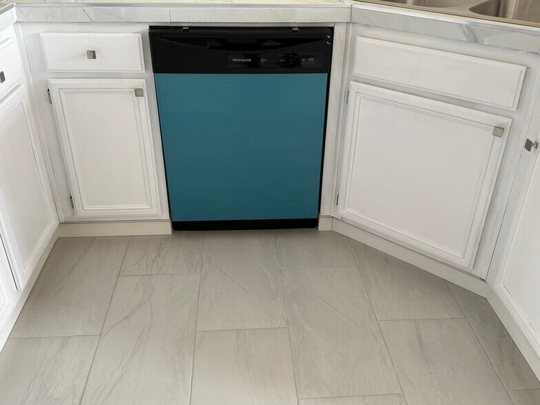 Building Photo - 33432 Winston Way