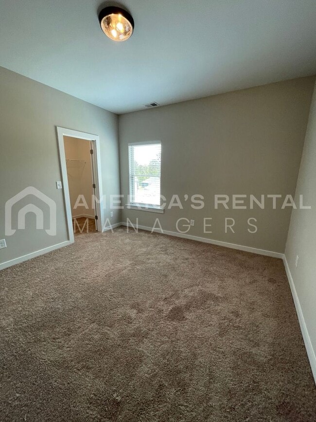 Building Photo - Home for Rent in Jasper, AL!!! Available to View Now!!!