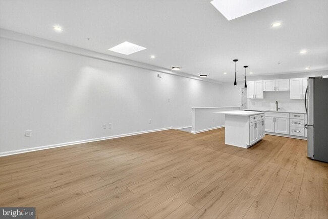 Building Photo - 20 Haddon Ave