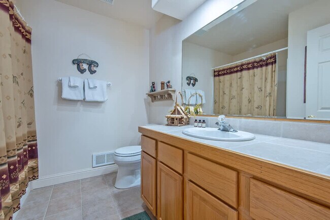 Building Photo - 532 Shadow Brook Ln