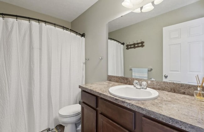 Building Photo - 407 Rachel Ln