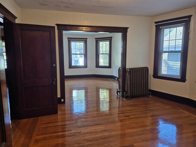 Building Photo - 111-113 Brown Ave