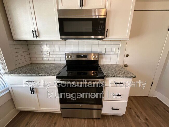 Building Photo - 508 Denny St