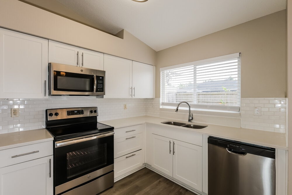 Building Photo - 1515 Birchstone Ave