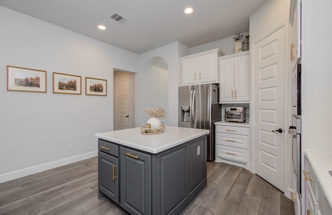 Building Photo - 20810 Clydesdale Post Rd