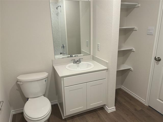 Building Photo - 3600 Skylane Ave