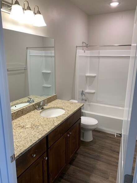 Building Photo - 1128 S 820 E