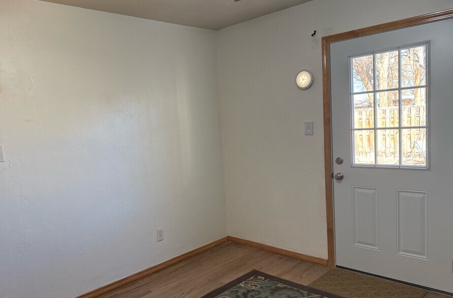 Building Photo - 23 Academy Dr