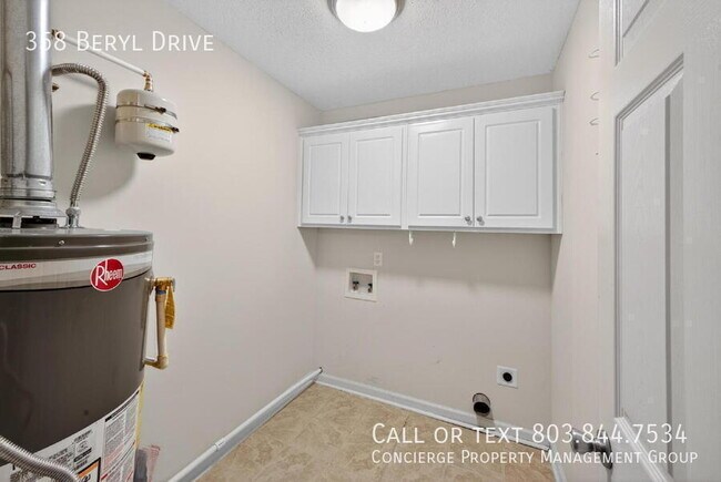 Building Photo - 358 Beryl Dr