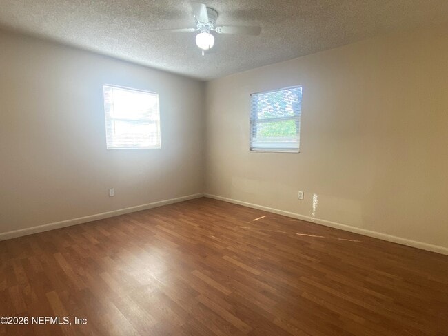 Building Photo - 11938 Inland Dr