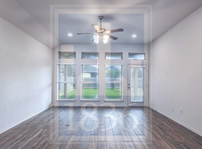 Building Photo - 308 Lacey Oak Lp