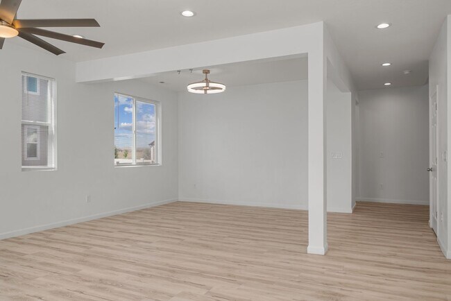 Building Photo - 1442 N 1130 E