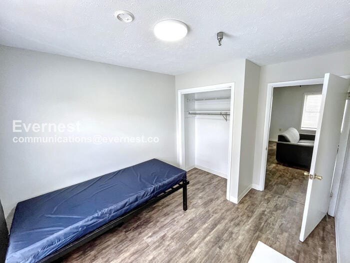 Building Photo - 212 Lower Consol Rd NW