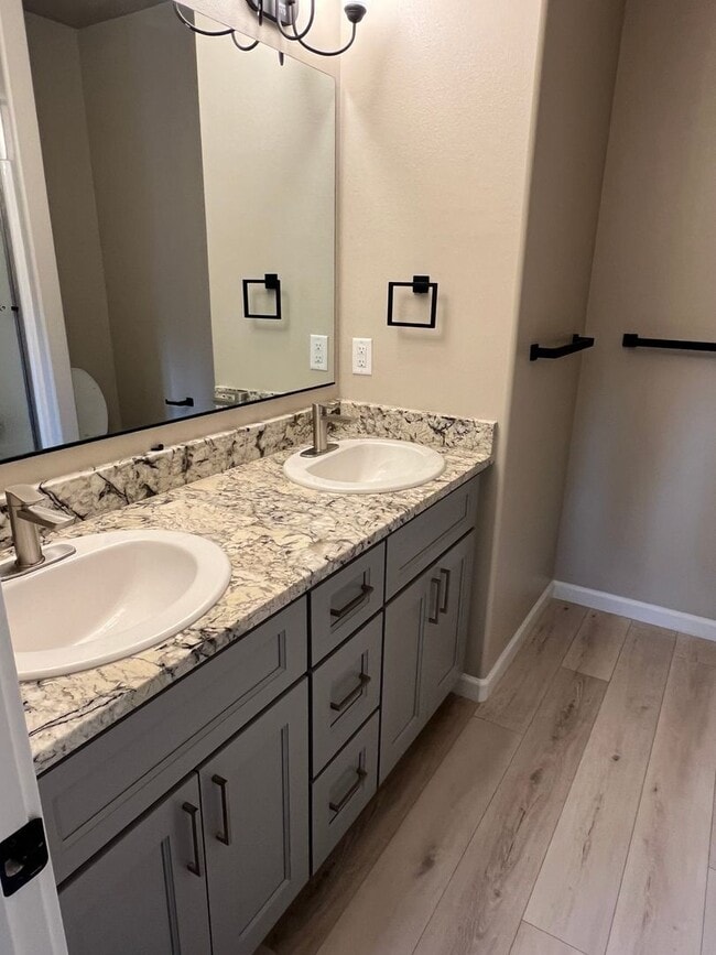 Building Photo - 2BED 2.5 BATH-NEWLY BUILT TOWNHOME IN A QUIET NEIGHBORHOOD